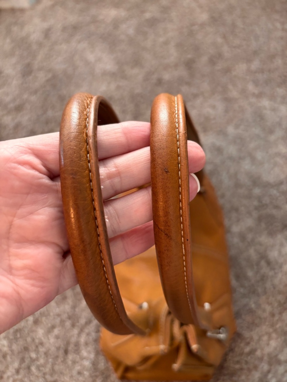 Vintage Tignanello Leather Tote Bag | Cognac Brown | Structured Shoulder Bag - Picture 6 of 11